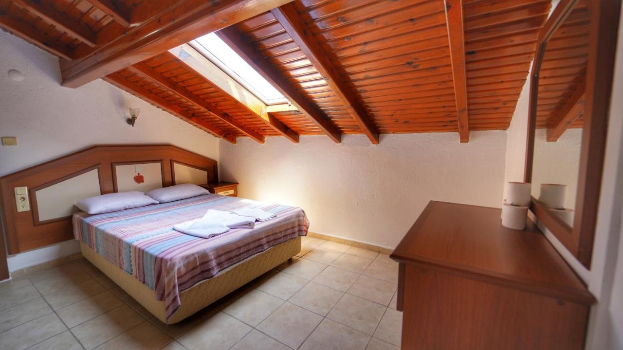 Yuecel Hotel Fethiye Exterior photo