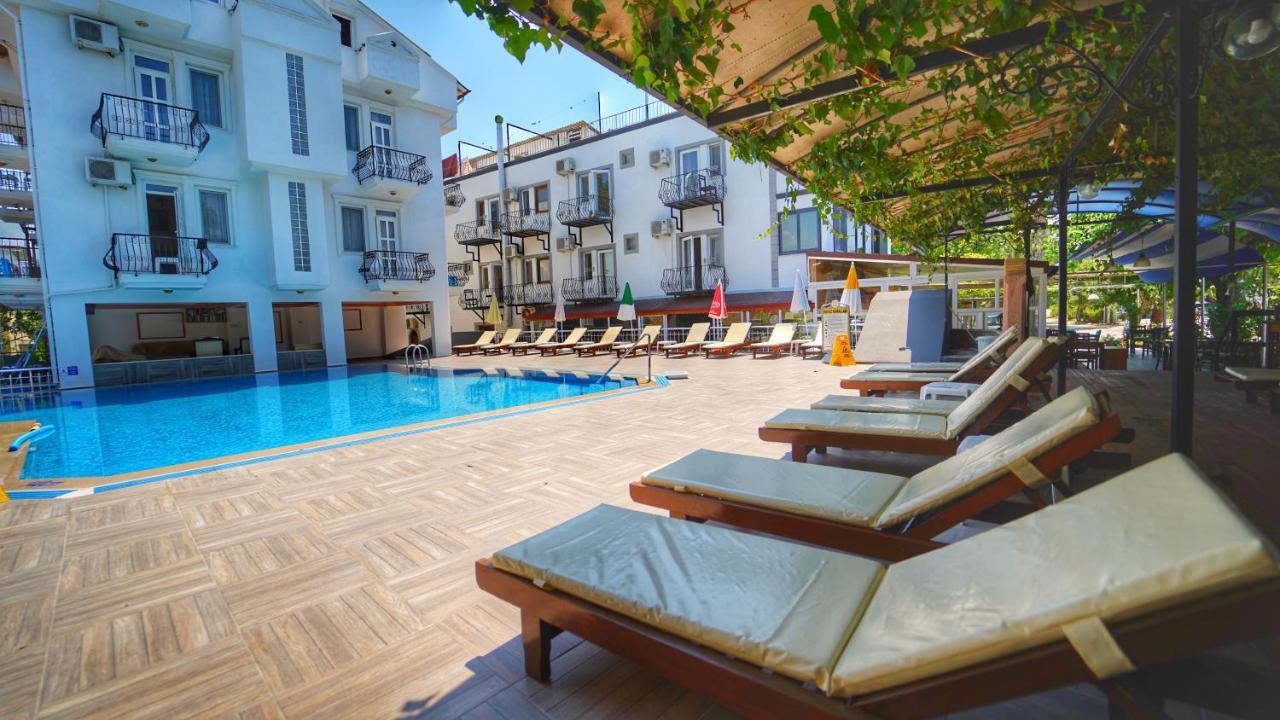 Yuecel Hotel Fethiye Exterior photo